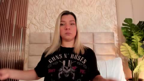 Gaia Stone online show from June 8, 1:12 pm