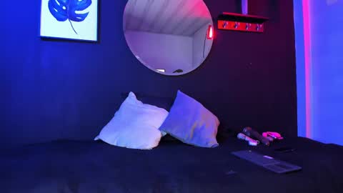 Snapshot of gasai_usagi_gh chatting on September 18, 7:56 pm  Usagi  online show from September 18, 7:56 pm