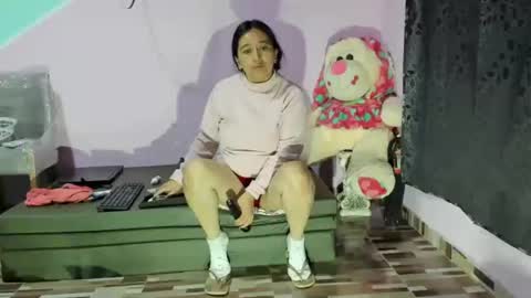 Snapshot of gaticahot001 chatting on February 15, 9:49 am Diana online show from February 15, 9:49 am