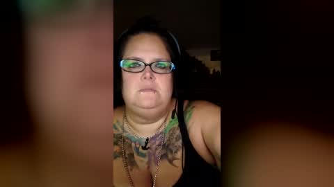 GearHeadGoddess online show from August 3, 3:39 pm
