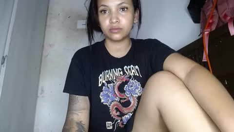 Snapshot of genesis_03_ chatting on October 3, 7:35 am genesis_03_ online show from October 3, 7:35 am