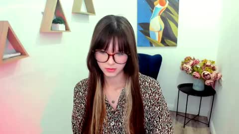 Alice online show from April 11, 11:47 am