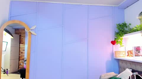 Snapshot of georgina_coule chatting on February 22, 12:08 pm Georgina Coule online show from February 22, 12:08 pm