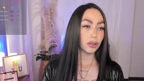 G E O R G I N A online show from December 30, 2:19 pm