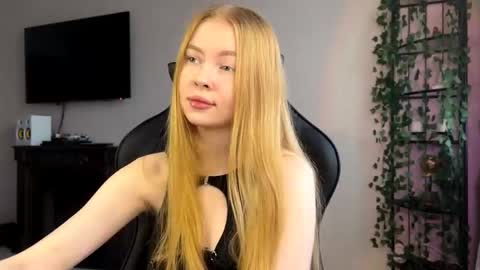 Amelia online show from November 26, 6:36 am