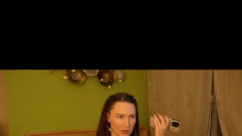 Snapshot of gessifossa chatting on September 12, 2:24 pm Anna online show from September 12, 2:24 pm