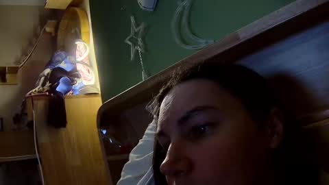 Snapshot of gessifossa chatting on March 1, 8:31 pm Anna online show from March 1, 8:31 pm