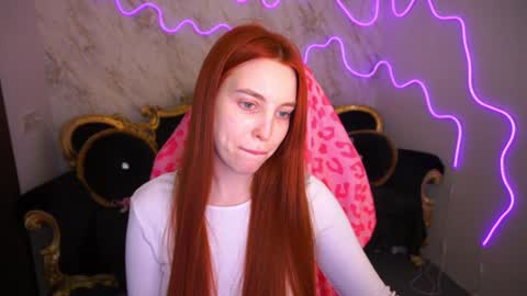 Ur Foxie online show from February 8, 1:44 pm