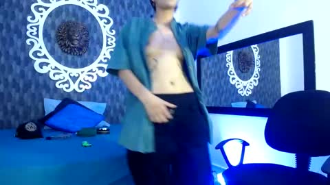 Your Girl  online show from November 9, 5:03 am