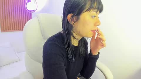 Milaa online show from April 23, 11:50 am