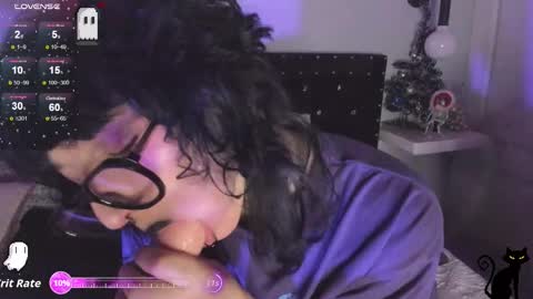 Allison  online show from December 20, 9:41 pm