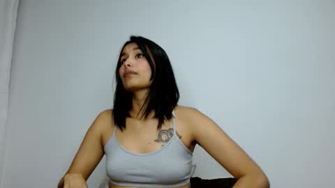 Gia Lee online show from September 24, 6:34 am