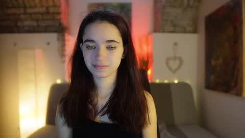 Snapshot of gia_paige18 chatting on February 15, 10:33 am Gia Paige18 online show from February 15, 10:33 am