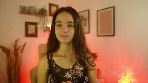 Snapshot of gia_paige18 chatting on September 10, 8:25 am Gia Paige18 online show from September 10, 8:25 am