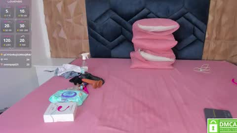 Snapshot of gia_scott chatting on September 12, 9:22 pm Darlliny online show from September 12, 9:22 pm