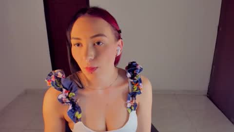 GIA WHITE Independet  online show from February 21, 8:37 am