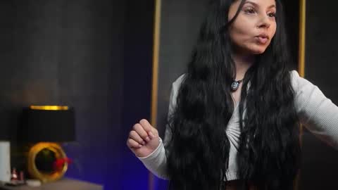  Gia  online show from February 11, 10:22 pm