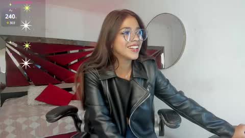 Snapshot of giafu chatting on March 2, 11:52 am Gia online show from March 2, 11:52 am