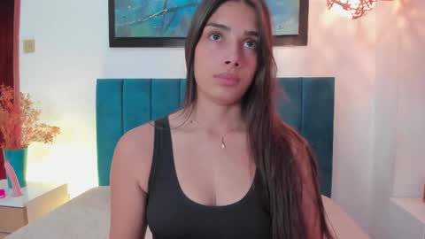 Snapshot of giannalanex chatting on October 8, 4:11 pm Gianna Lane online show from October 8, 4:11 pm
