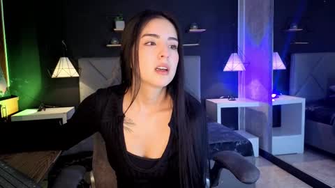 Gia online show from November 23, 6:09 pm