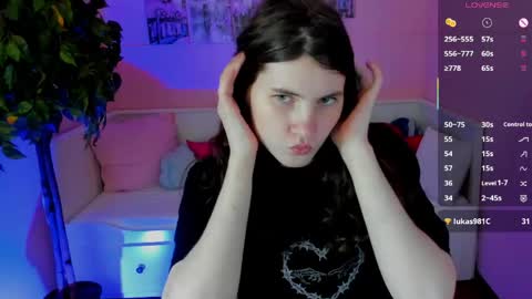 gigi_myav online show from May 22, 3:43 pm