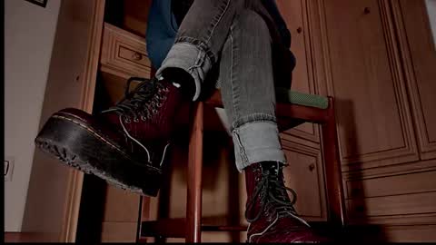 Gigi independet model P online show from March 13, 9:54 am