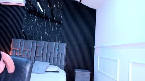 Gigi Doll online show from February 3, 11:15 am