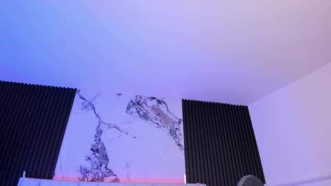 Gigi Doll online show from November 19, 11:32 am