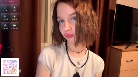 Molly online show from October 30, 7:26 pm