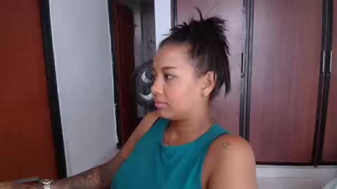 Sharlotte  online show from January 29, 8:14 pm