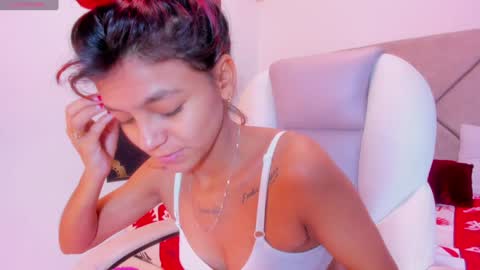 Snapshot of gimenalara chatting on January 15, 7:23 pm Gimena online show from January 15, 7:23 pm