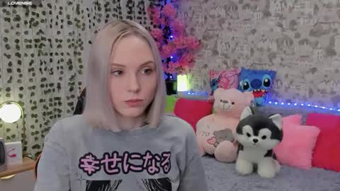 Gina online show from June 4, 3:12 am