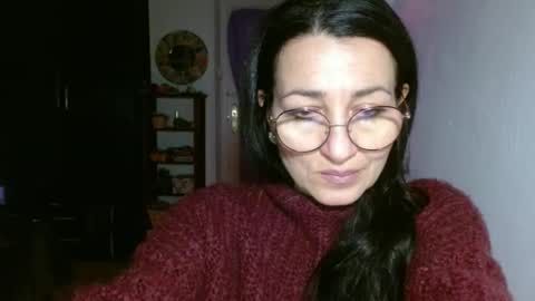 Snapshot of ginaoneon chatting on January 9, 9:05 pm GinaONeon online show from January 9, 9:05 pm