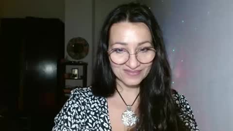 Snapshot of ginaoneon chatting on March 5, 8:01 pm GinaONeon online show from March 5, 8:01 pm