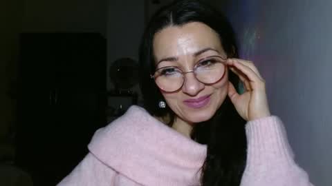 Snapshot of ginaoneon chatting on January 31, 8:33 pm GinaONeon online show from January 31, 8:33 pm