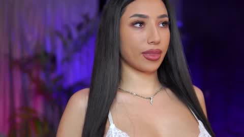 Gina online show from October 5, 7:30 pm