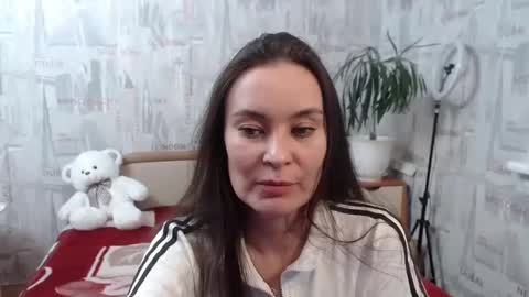 Snapshot of ginaxsoulah__ chatting on February 25, 6:12 pm ginaxsoulah online show from February 25, 6:12 pm