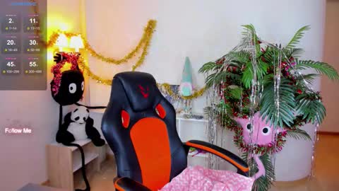 gingerr_pie online show from December 23, 5:33 am