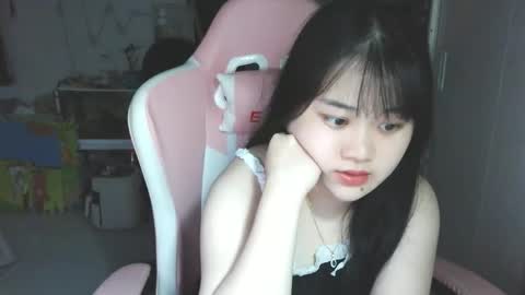 ginnyrosie online show from March 23, 5:35 am