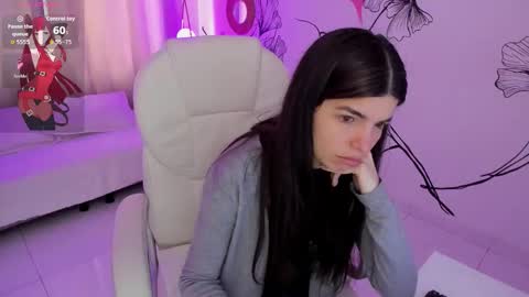 Kendall online show from December 16, 1:06 pm