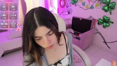 Kendall online show from March 30, 5:23 pm