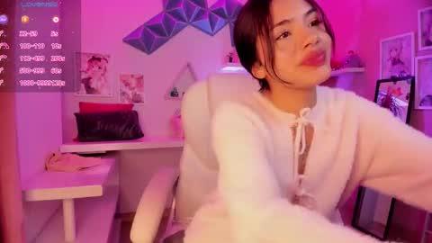 Giovanna  online show from March 20, 12:48 am