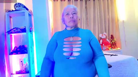 Girl Amada online show from November 22, 7:05 pm