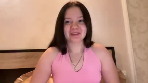 girl_cute07 online show from July 22, 7:15 pm