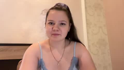 girl_cute07 online show from July 19, 8:33 pm