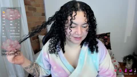 girl_inline online show from February 24, 11:52 pm