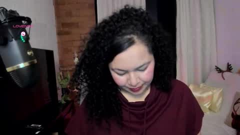 girl_inline online show from December 17, 1:22 am