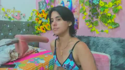 girl_without_limits_ online show from May 28, 9:02 pm
