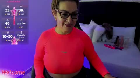 Snapshot of gisela27 chatting on September 13, 12:35 pm Gisella online show from September 13, 12:35 pm