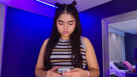     online show from November 28, 11:13 am